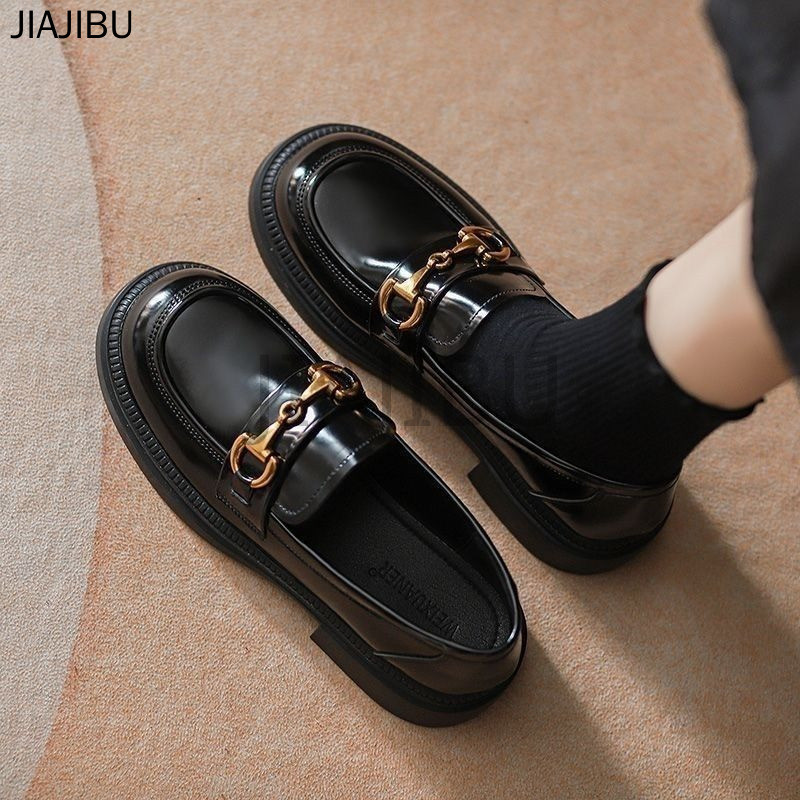 Size 35-43 Giày Lười Đế Dày Mũi Tròn Chống Trượt Kiểu Dáng Sinh Viên Anh Quốc Khóa Kim Loại Thông Thường Cỡ Lớn Màu Đen Dành Cho Nữ 42 Korean Fashion Retro Lolita Matte/glossy Platform Mary Jane Small Leather Shoes Giày Bệt Cosplay Đồng Phục JK Nhật Bản
