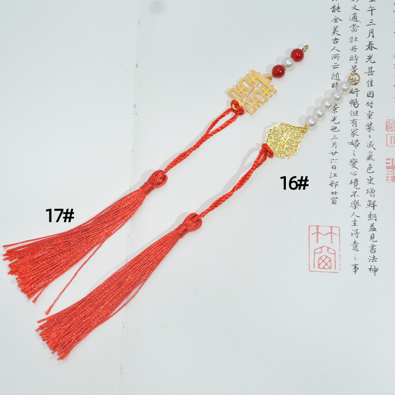 Quạt tua rua lớn màu đỏ họa tiết phượng hoàng kèm mặt dây chuyền ngọc trai - Bộ phụ kiện trang sức sang trọng