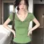 Retro Sang trọng Mùa hè Phong cách mới Hot Girl Style Fungus Edge Áo thun ngắn tay thiết kế phong cách phương Tây Sense Slim-