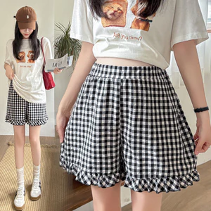 Trang phục bà bầu mùa hè Quần short xù kẻ sọc đen trắng dáng rộng