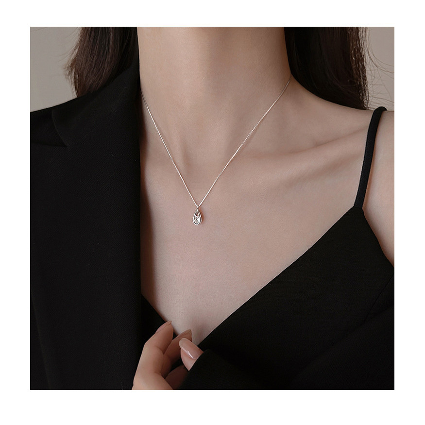 Vòng cổ giọt nước bạc s925 mới