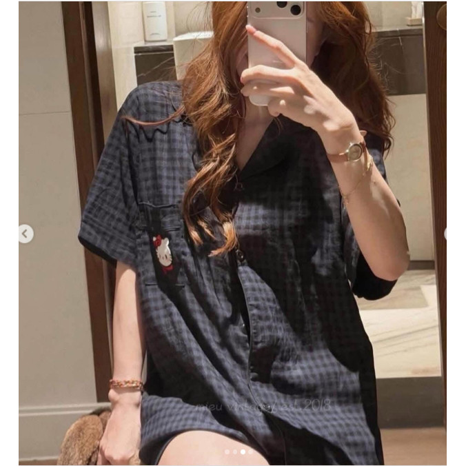 BỘ PYJAMA KẺ CARO NAVY THÊU HELLO KITTY