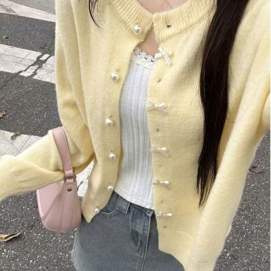 (HÀNG QC LOẠI 1) Áo khoác Cardigan len vàng pastel phối cúc nơ hàng QCCC phong cách thu đông XIMIMI SP383