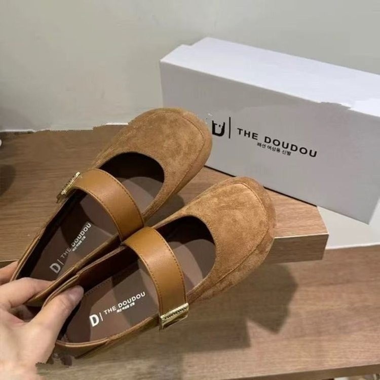 Giày đơn nhỏ màu nâu, mũi tròn, giày nữ cổ điển phẳng