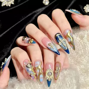 Giấc Mơ Trung Cổ Xanh Hồng Vàng Retro Mờ Mặc Giáp Chữ Thập Vàng Trang Sức Phong Cách