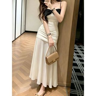 [Seckill trong thời gian có hạn] Đầm đi biển Pure Desire Váy dài đẹp mùa hè 2026 Váy dây đeo nơ khí chất khổng lồ