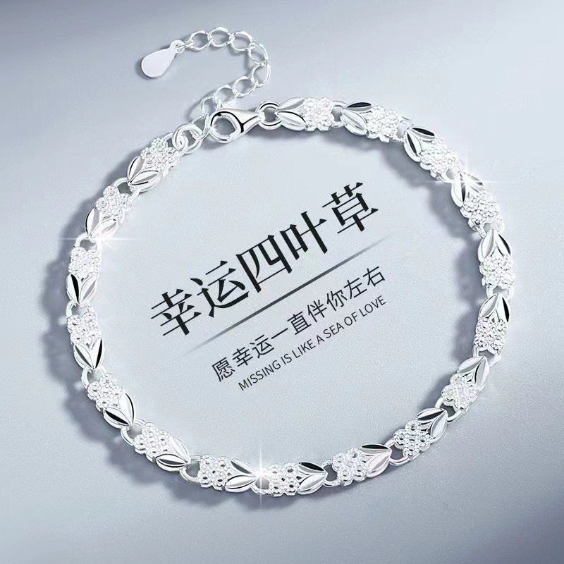Vòng tay mạ bạc hình trái tim ngọt ngào