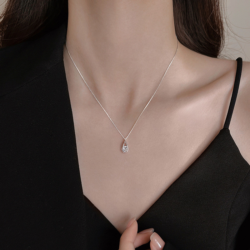 Vòng cổ giọt nước bạc s925 mới