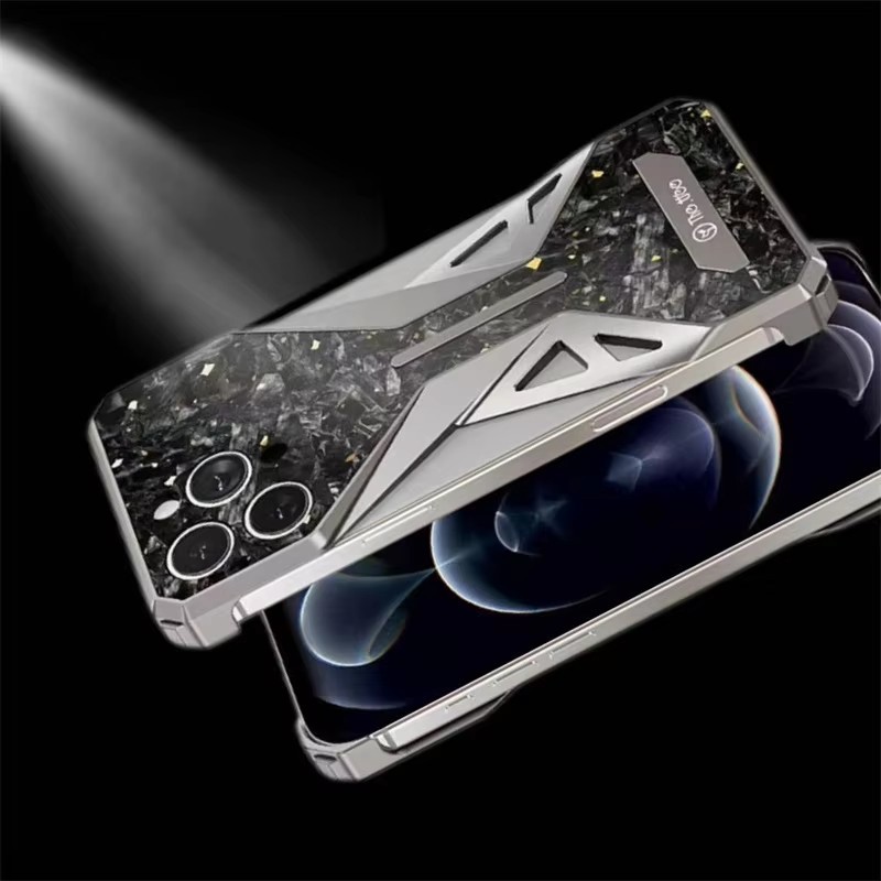2025New Hợp Kim Nhôm Sang Trọng Satin Sợi Carbon Ốp Lưng Điện Thoại iPhone 16 Pro Max 16promax Rỗng Bảo Vệ Ống Kính Vỏ Điện Thoại