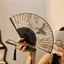 Quạt cầm tay QEARY Retro, Quạt gấp lụa phong cách khung tre, Cổ điển thanh lịch với tua rua Quạt cầm tay trang trí Trang trí nhà cửa