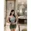 Pure Desire Thiết kế cổ chữ V Niche Gợi cảm Cổ chữ V Màu sắc tương phản Áo len dệt kim cổ chữ V mùa hè Phong cách mới hàng đầu dành cho nữ