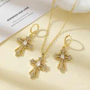 Mặt dây chuyền vòng cổ chữ thập kim cương đầy đủ, Thánh giá kim cương độc đáo sáng tạo, Chuỗi xương đòn nữ
