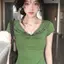 Retro Sang trọng Mùa hè Phong cách mới Hot Girl Style Fungus Edge Áo thun ngắn tay thiết kế phong cách phương Tây Sense Slim-