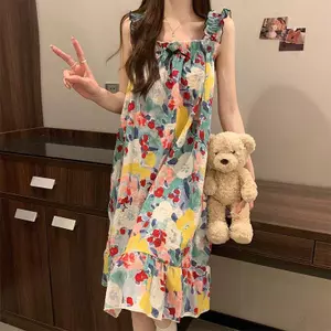 Bộ đồ ngủ đeo chéo mùa hè phong cách cổ điển Kích thước lớn mùa hè ngọt ngào với miếng đệm ngực Váy ngủ một mảnh