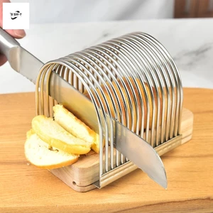 Máy thái bánh mì - Dụng cụ nhà bếp sáng tạo để nướng và nướng bánh