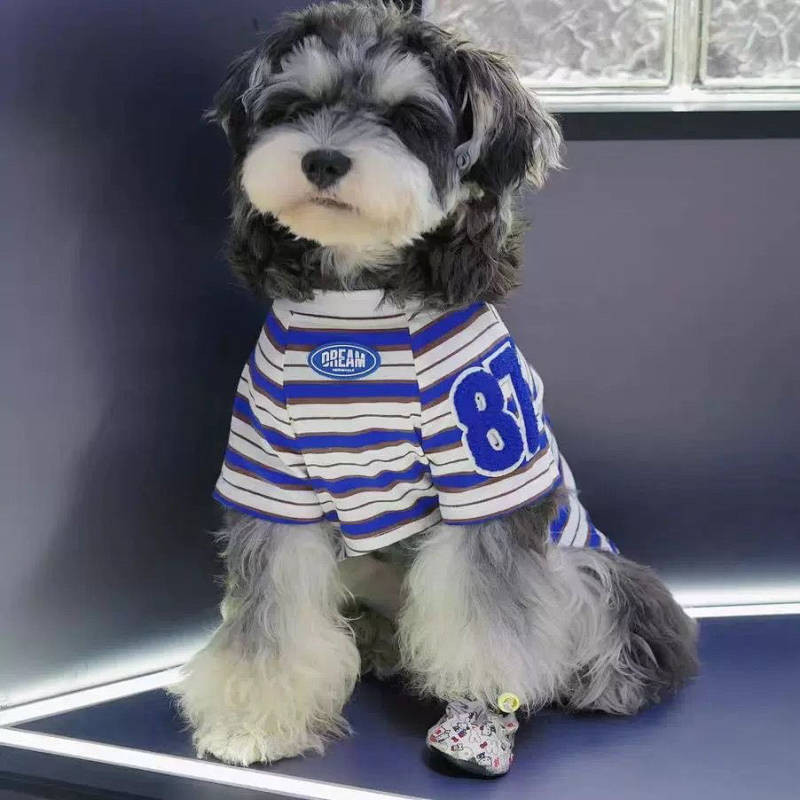 【Ready Stock】 Trendy Brand Dog Clothes Spring and Summer Thin Cat Jarre Aero Bull Bichon Schnauzer Teddy Striped New Striped Clothes VaD8
