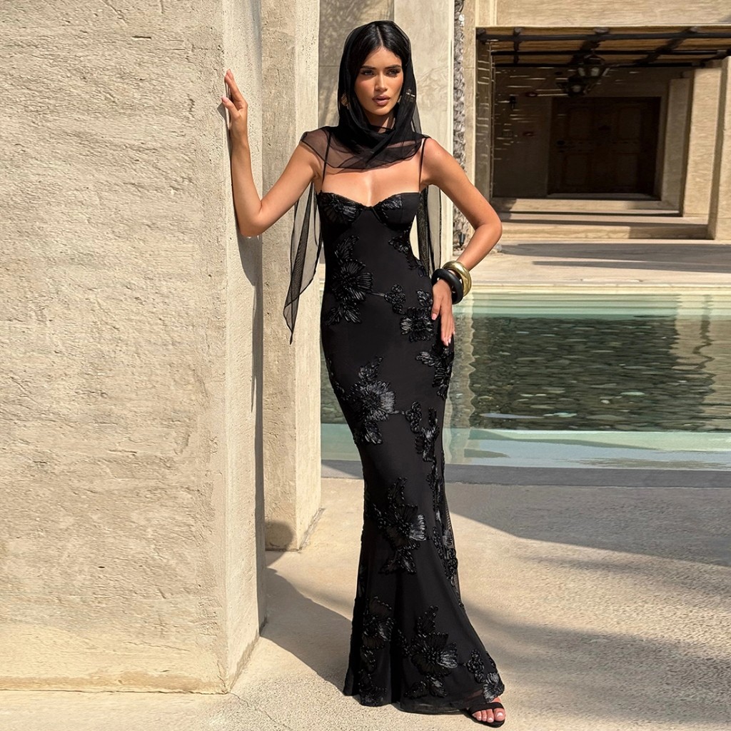 Cutenew Hoa Thêu Đầm Maxi Nữ Cổ Thấp Đeo Chéo Băng Lưng Mùa Hè Phố Mới Xu Hướng Skinny Thanh Lịch Vestidos