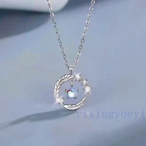 Vòng cổ lông vũ bằng đá mặt trăng sang trọng nhẹ nhàng dành cho nữ Dây chuyền xương đòn mặt dây chuyền Zircon thời trang