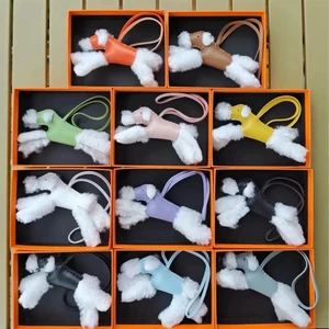 Mới Handmade Da Cừu Dễ Thương Chó Con Túi Mặt Dây Chuyền Da Thật Mặt Dây Chuyền Ô Tô