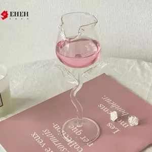 Kính màu đỏ hình hoa hồng Thủy tinh hình hoa hồng có lá hoa hồng màu 150 / 400ml Cốc Cotail màu đỏ hình hoa hồng VN