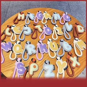 Cá tuyết 26 thư PU da KEYCHAIN-Bảng chữ cái quyến rũ cho cặp vợ chồng Quà Tặng