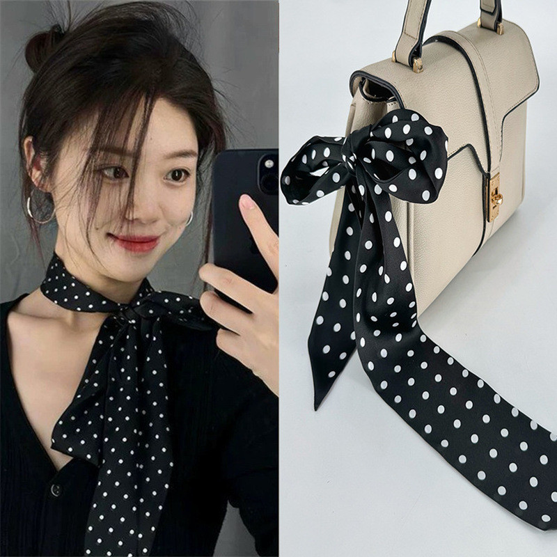 Khăn lụa chấm bi dài đơn giản