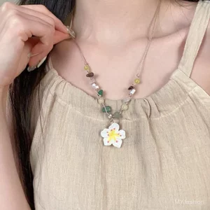 Vòng cổ hoa bốn màu phong cách mới, Dây buộc tay bằng đá tự nhiên giả màu hạt, Dây chuyền xương đòn vòng cổ phù hợp thời trang