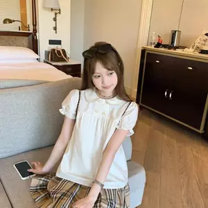 Áo sơ mi mới tay ngắn màu hồng Búp bê thiết kế áo sơ mi bong bóng mùa hè ngọt ngào dịu dàng Tính khí hàng đầu được vận chuyển hàng ngày