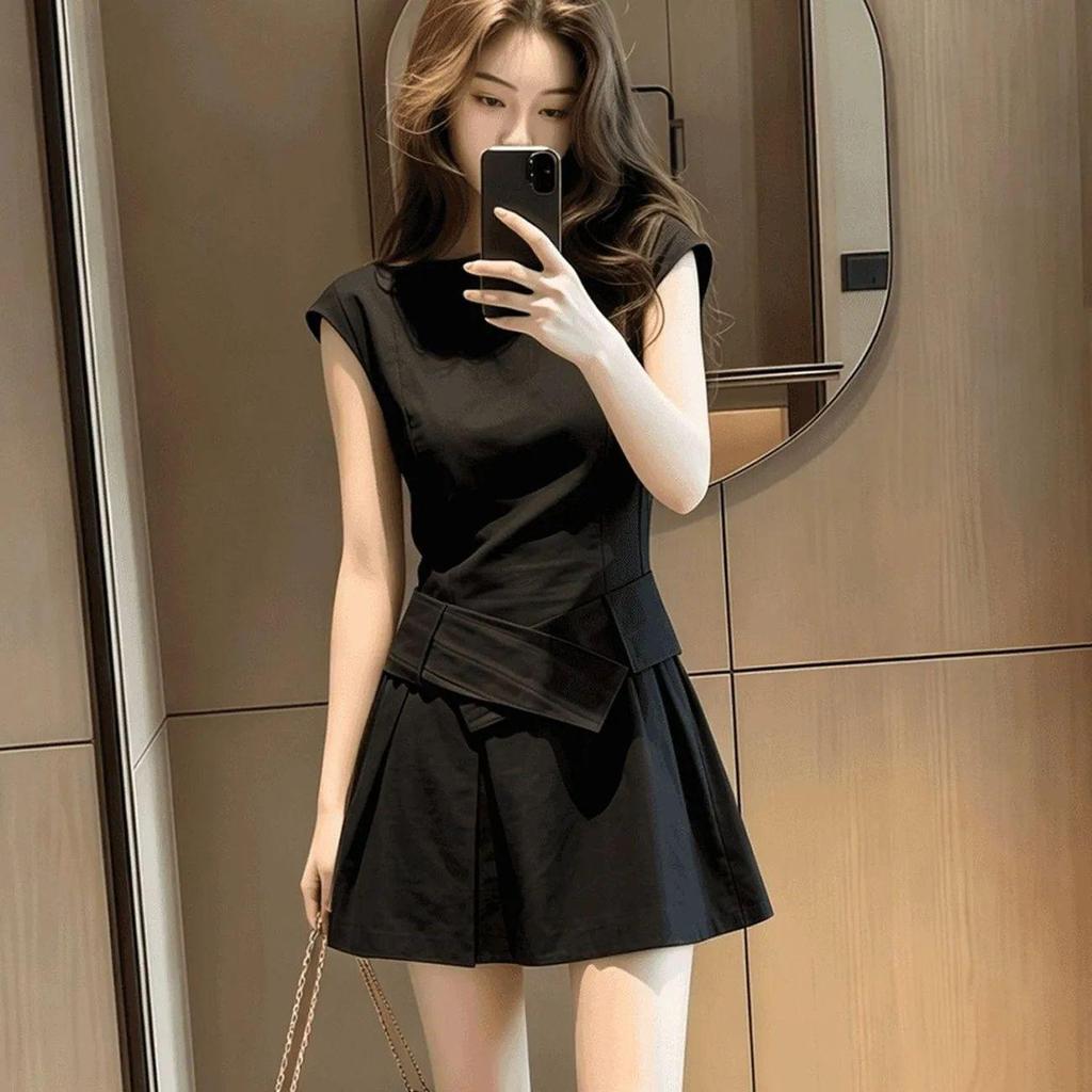 [Thời gian có hạn Seckill] Váy liền quần chữ A không tay cổ điển kiểu Pháp cổ điển, mùa hè 2026 Phong cách mới Đơn giản đi lại thon gọn hơn