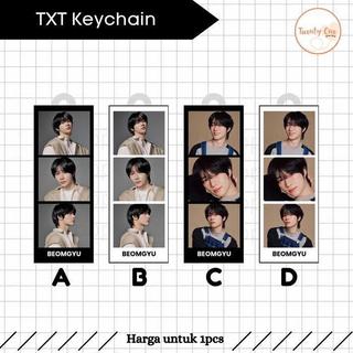 Gantungan Kunci Photostrip TXT Tomorrow X Together Sanctuary Over The Moon Foto Strip Keychain K