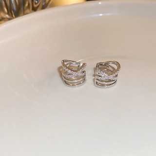 Kẹp xương tai nhiều lớp zircon cá tính, thiết kế đơn giản và cao cấp