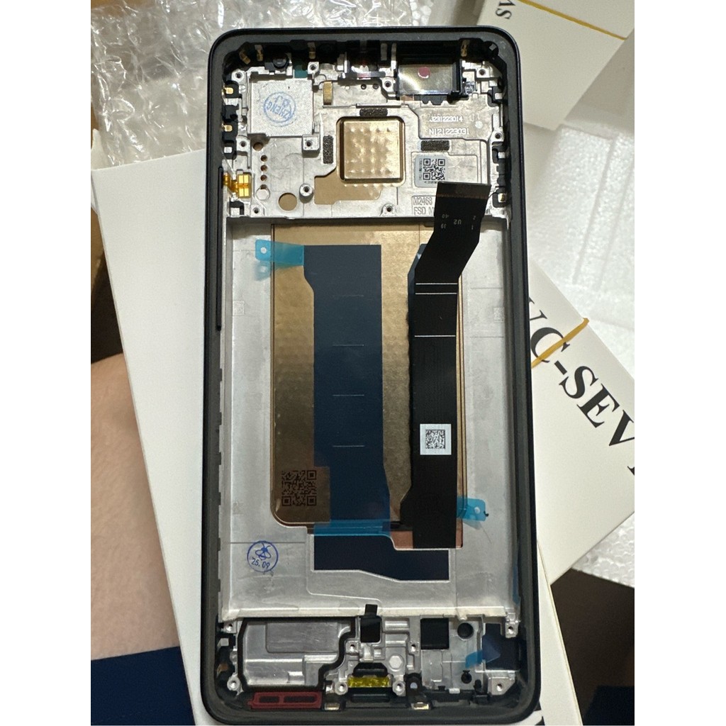 màn hình xiaomi poco x7 pro full khung màu đen