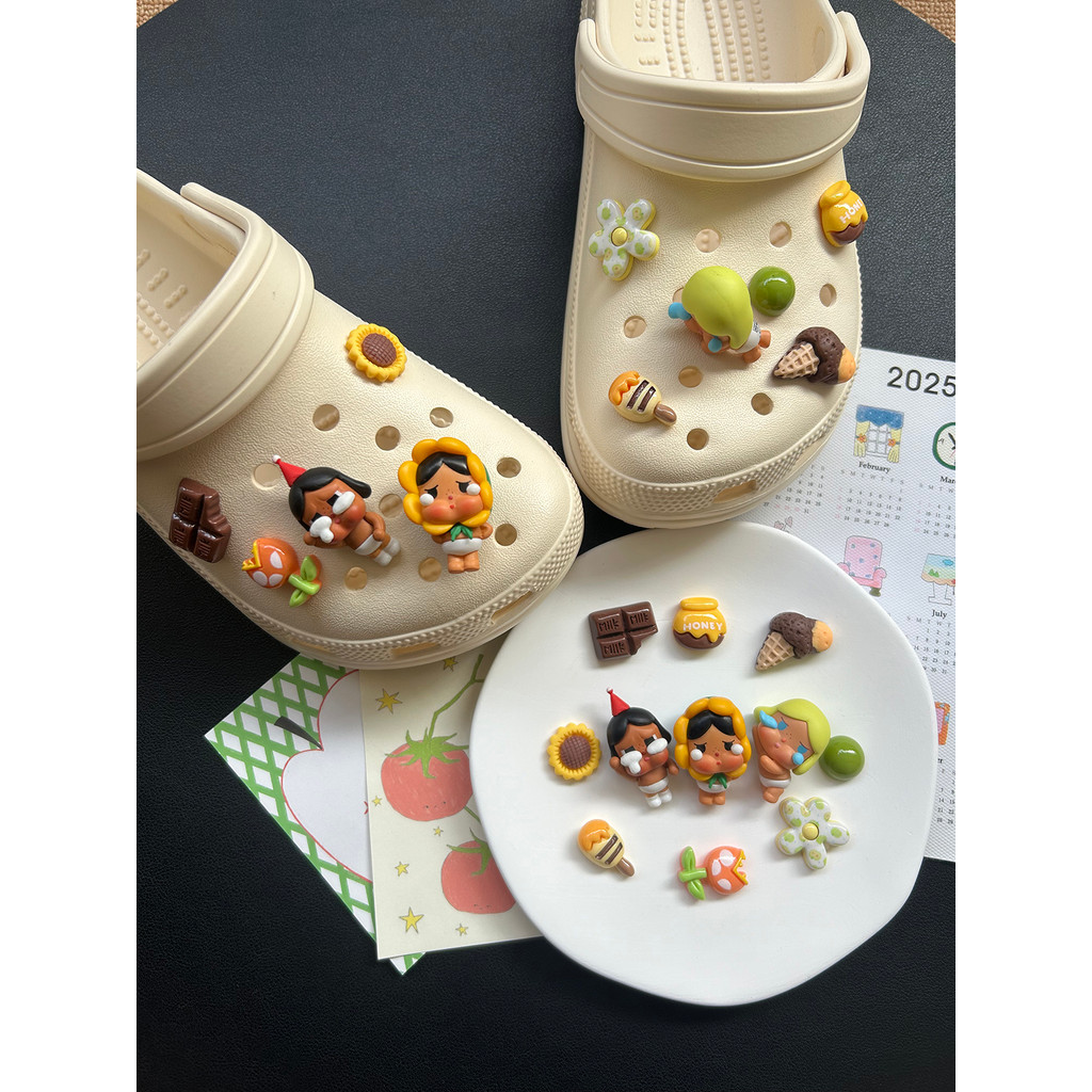 Phụ kiện Pop Mart Crybaby lỗ dễ thương, hoa Crocs cao cấp, DIY tháo rời, Zhibixing Busch