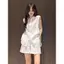 Tiền cũ Phong cách tiền cũ Vải lanh Cotton 2 chiếc Bộ đồ chống nắng màu trắng Áo sơ mi rộng + Quần short ống rộng Bộ thoáng khí đi lại