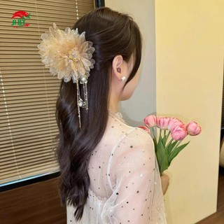 Phụ kiện tóc bướm mới từ Step by Step Lotus với tua rua hình hoa, kẹp tóc cao cấp dạng cá mập và mũ nón tiện lợi dành cho nữ