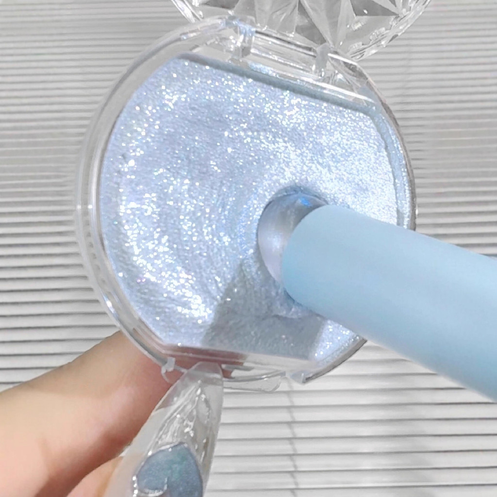 MUGELEEN Monochrome Sapphire Kem có độ bóng cao Kim cương nhấp nháy Ngọc trai Fine Flash Ba chiều Nằm Silkworm Brightening Gli