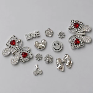 Set Charm Bướm Đỏ Ruby Đính Đá Cao Cấp Luxury Crystal Nơ Bạc Hoa Tuyết Cherry Smile Trang Trí Dép Sang Trọng