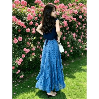[Ưu đãi đặc biệt trong thời gian có hạn] Hoa phong cách mới Thiết kế mùa hè Tính khí thời trang Chấm bi mỏng hơn Nhìn nửa chiều dài không đều