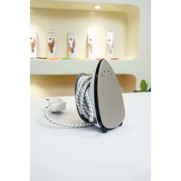 Bàn Ủi Du Lịch Mini GKÖCH Nội Địa Đức 420W Ủi Hơi Nước & Ủi Khô Bảo Hành 24 Tháng