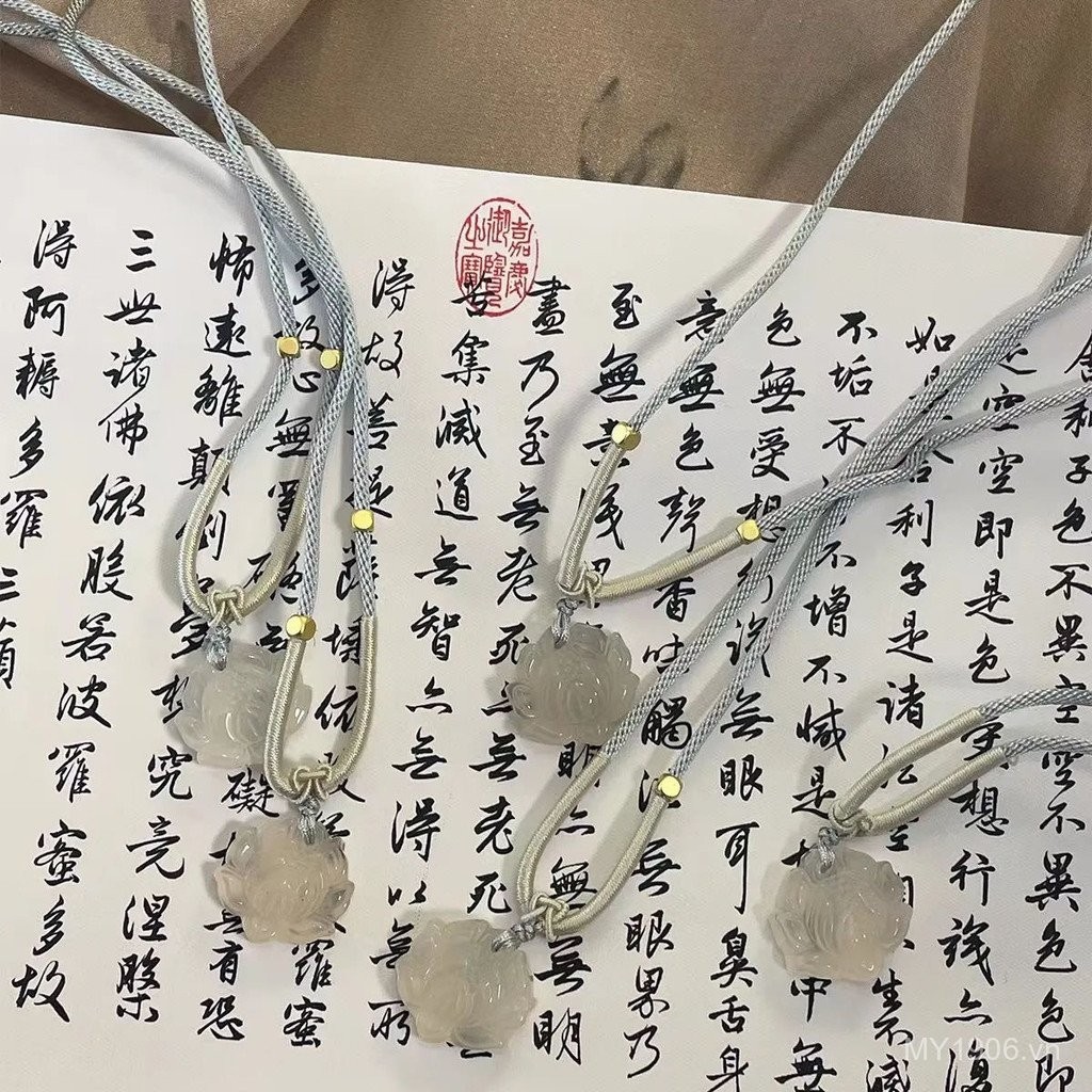 Mặt dây chuyền vòng cổ giả chalcedony hoa sen phong cách Trung Quốc, thiết kế đơn giản và đa năng
