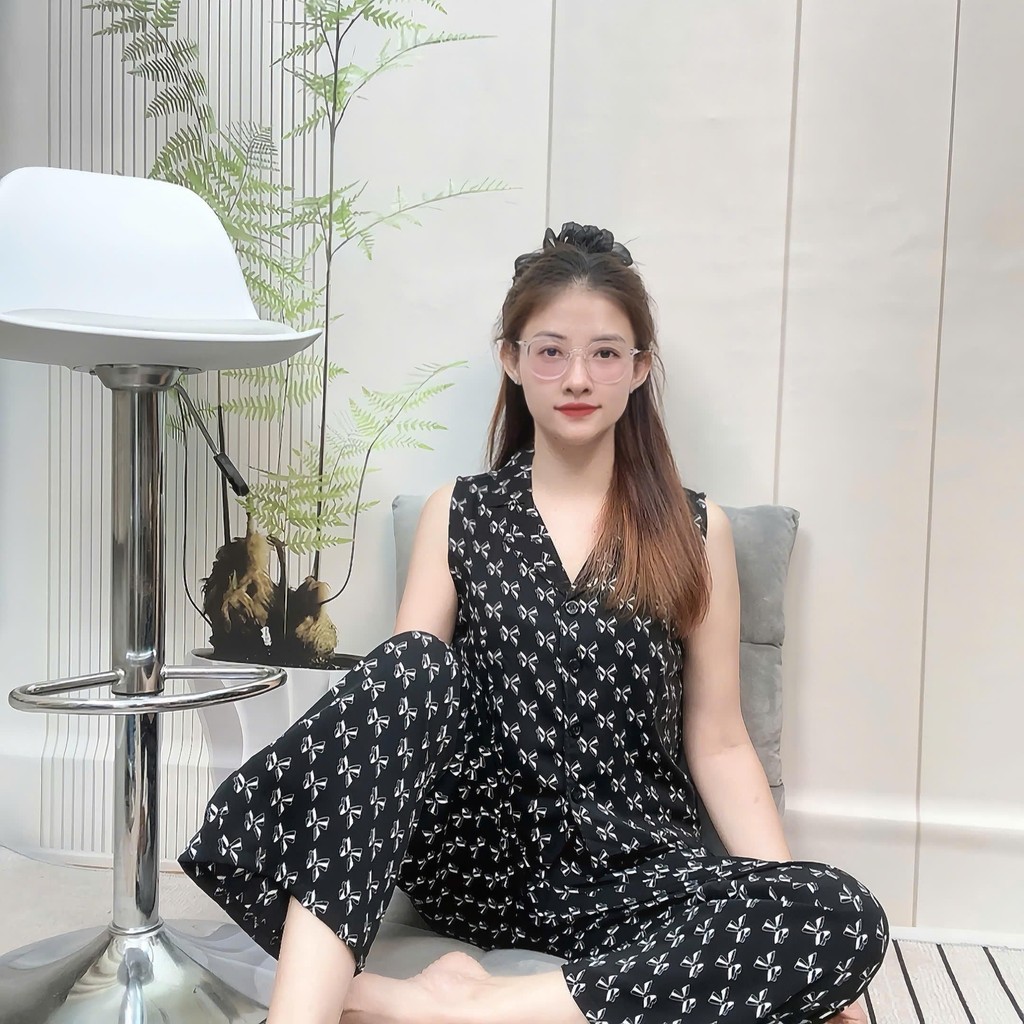 [ Xã Kho ]Mango Đồ Bộ Lụa Cổ Vest Áo Sát Nách Quần Dài Ống Suông Lưng Thun Co Giãn Thoải Mái Size 40-67kg Sang Trọng Thờ