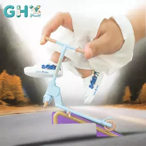 GHX 1 Chiếc Để Bàn Ván Trượt Đồ Chơi Xe Đứng Gấp Ngón Tay Xe Tay Ga Trẻ Em Ngón Tay Bàn Đạp Sức Mạnh Xe VN