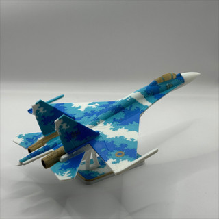 Mô hình kit lắp ráp máy bay chiến đấu Su-27 Flanker