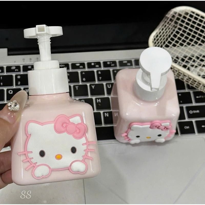 Chai Chiết Mỹ Phẩm Kitty Dễ Thương Dạng Nhấn Dùng Đựng Sữa Tắm, Sữa Dưỡng, Sữa Rửa Mặt 200ml