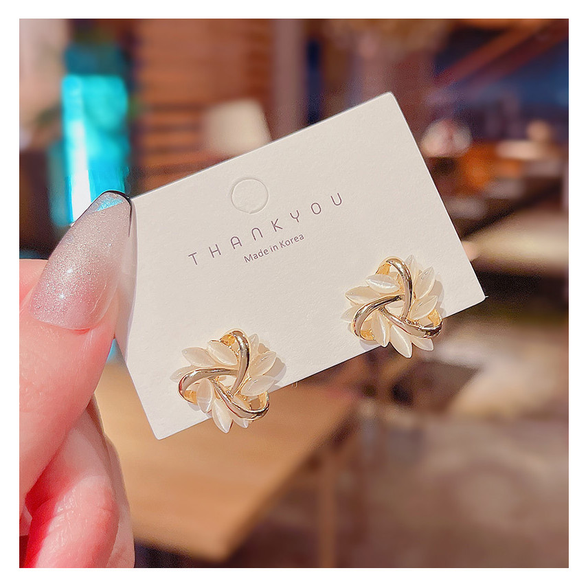 Bông tai hoa sterling silver thời trang,simple và cute với đinh tán opal