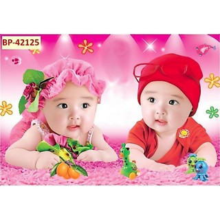 Tranh dán tường em bé đáng yêu, tranh bé trai bé gái, tranh em bé sinh đôi in trên chất liệu vải lụa (tặng kèm keo dán)