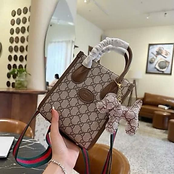 Túi đựng điện thoại túi điện thoại kèm móc cún hàng loại đẹp