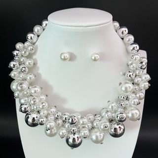 Đồ trang sức cổ điển: Dây chuyền ngắn ngọc trai giả, choker sang trọng, phù hợp cho các bữa tiệc