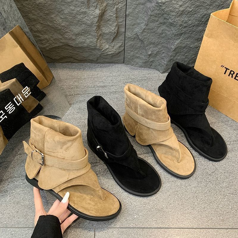 Sandal boot nữ cá tính cổ ngắn dép xỏ ngón thời trang độc lạ, đế thấp nhẹ êm chân phong cách streetwear