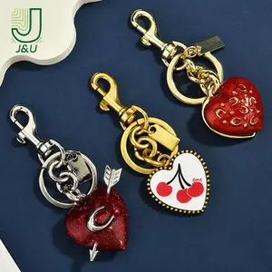 Túi móc khóa hình trái tim màu đỏ tinh tế Charms Móc khóa dễ thương Vòng chìa khóa ô tô dành cho nữ Bé gái Bapa Phụ kiện trang trí Quà tặng